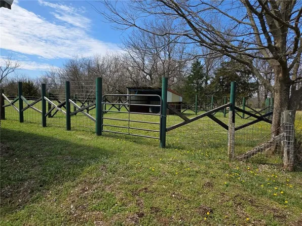 1449 Indian Rd, Fort Scott, KS 66701