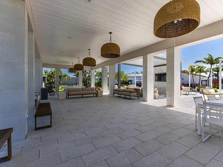 12581 Spring Meadow Dr — Photo 46