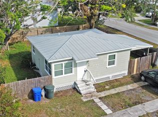 2073 Kurtz St, Fort Myers, FL 33901