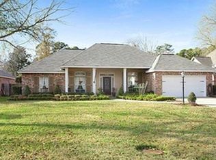 724 Magnolia Ridge Dr W, Mandeville, LA 70448