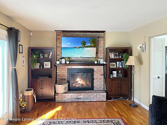 5th image of 2814 Darien Dr