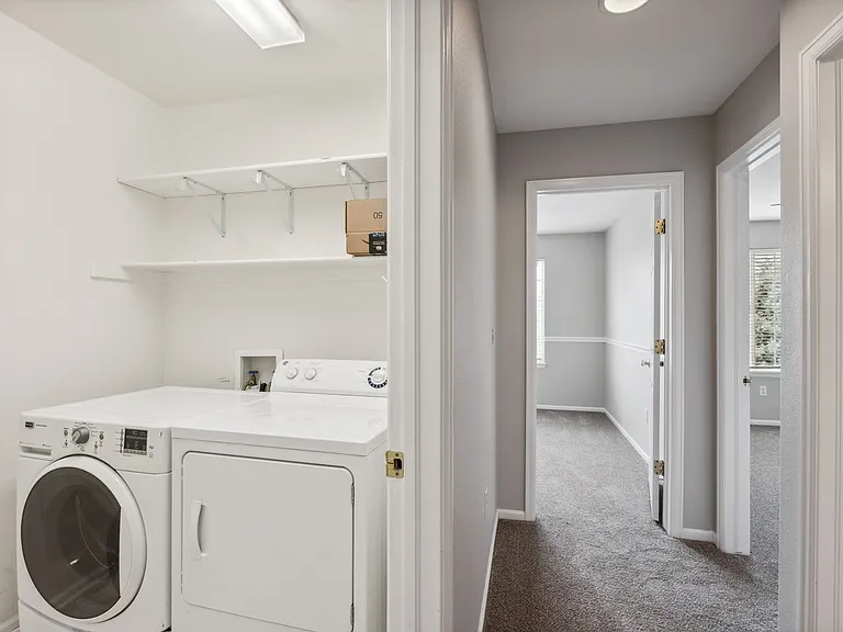 17380 E Lake Dr — Photo 25