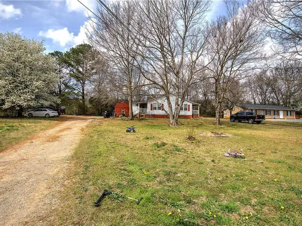 141 Bittings Ave, Summerville, GA 30747