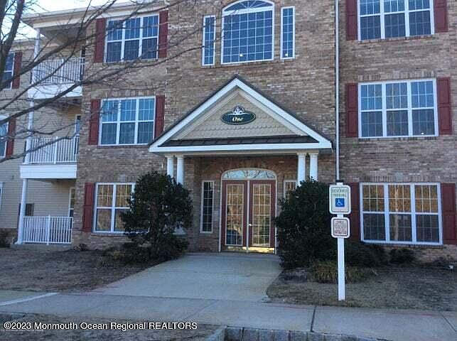 1st image of 135 Sophee Lane