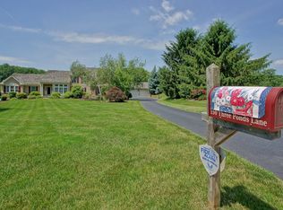 150 Three Ponds Ln, Malvern, PA 19355