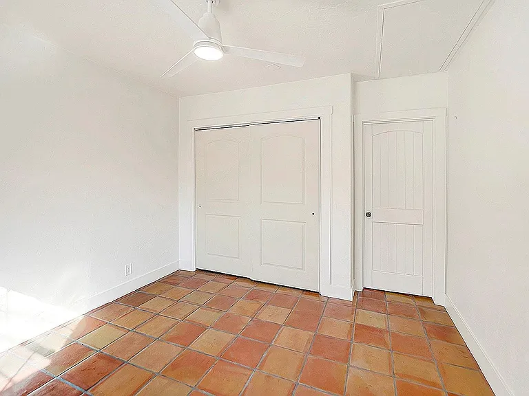 510 Parkview Blvd — Photo 9