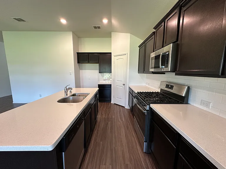 1165 Copal Dr — Photo 14