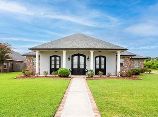 503 Country Cottage Blvd, Montz, LA 70068