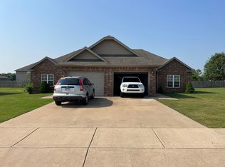 1330 Marigold Rd, Centerton, AR 72719
