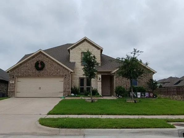 802 Comal Dr, Mansfield, TX 76063