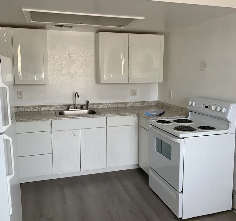 Kitchen_1 (2)_09132025