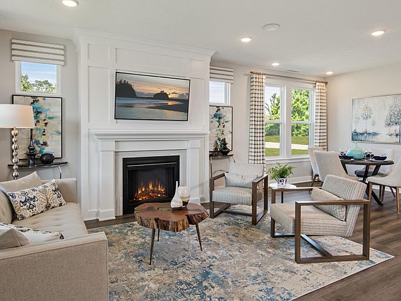 Zurich Family Room and Dining Area