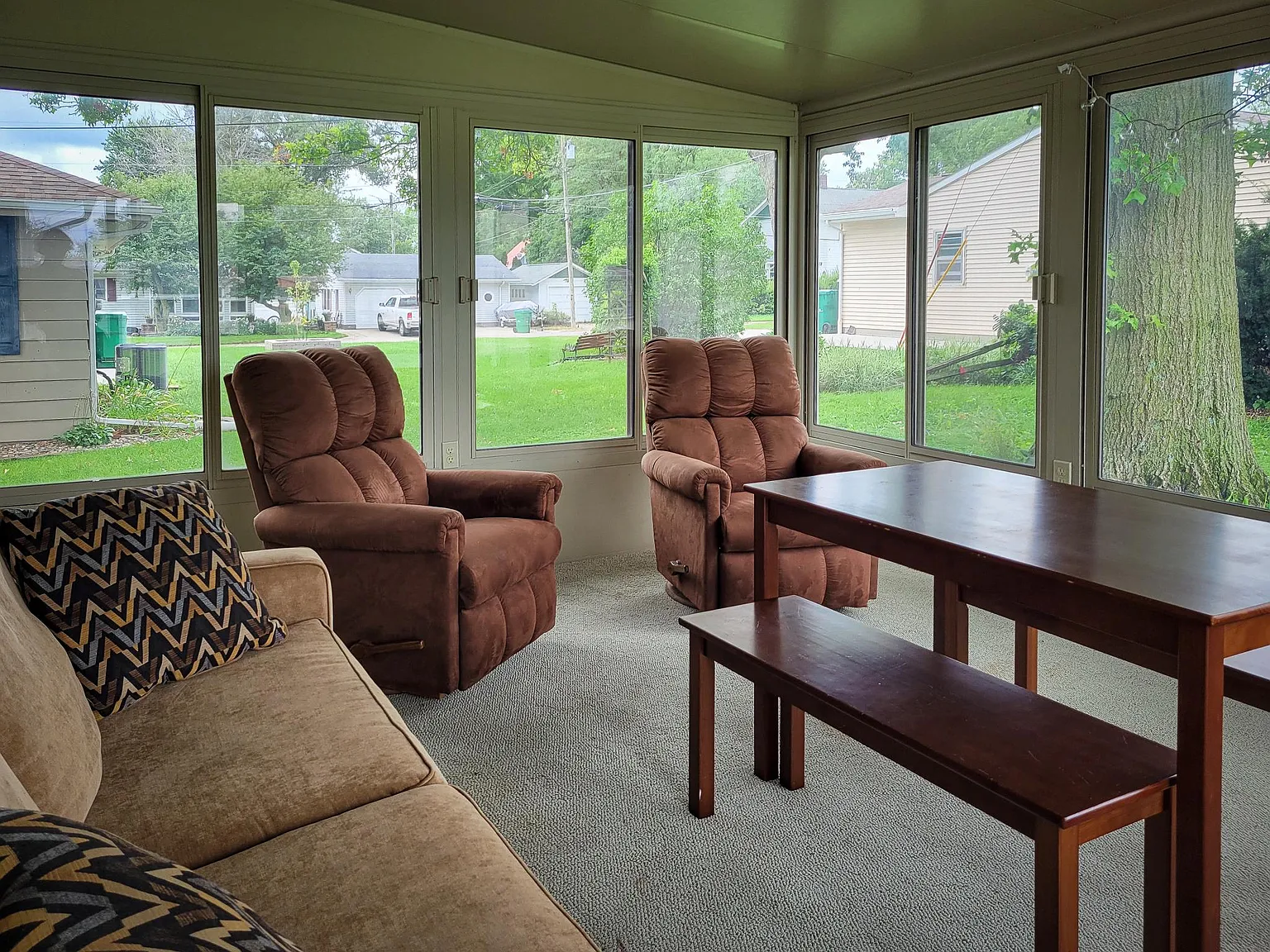 2 bed, 960 sqft, $1,250 — Photo 4