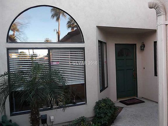 3rd image of 2819 Seabridge Dr