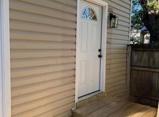 241 Cambridge St, Fredericksburg, VA 22405