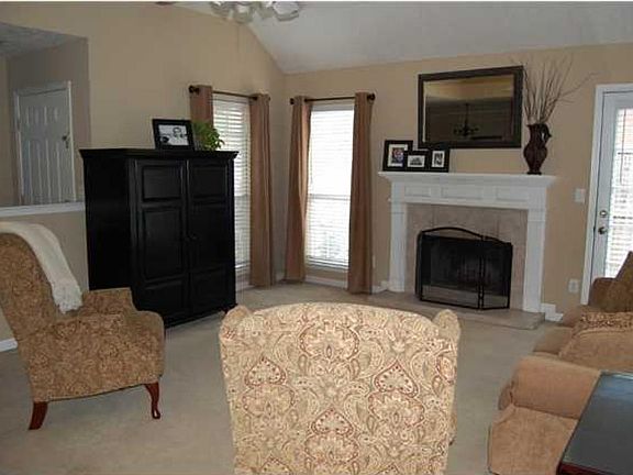 2nd image of 6718 Patti Ct