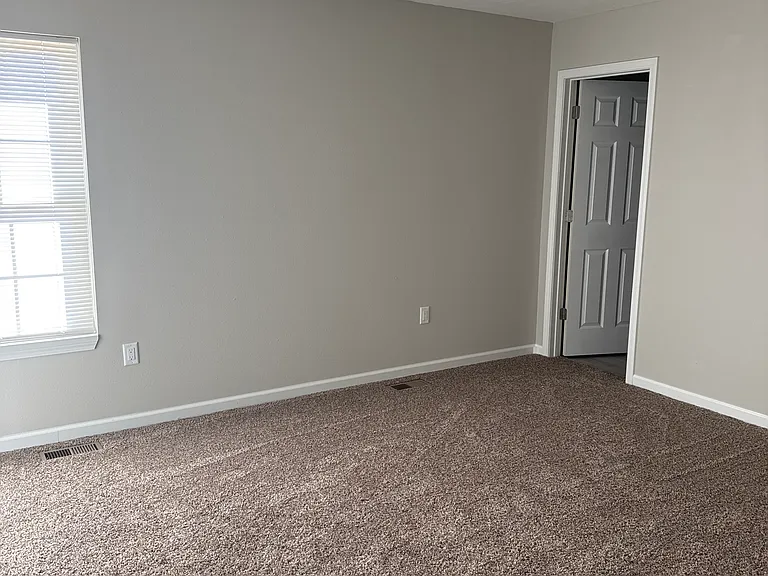 608 Highlandville Rd #C — Photo 6