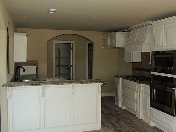 2nd image of 1606 N Kelley Dr
