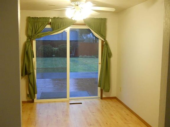 3rd image of 8608 34th Ct SE