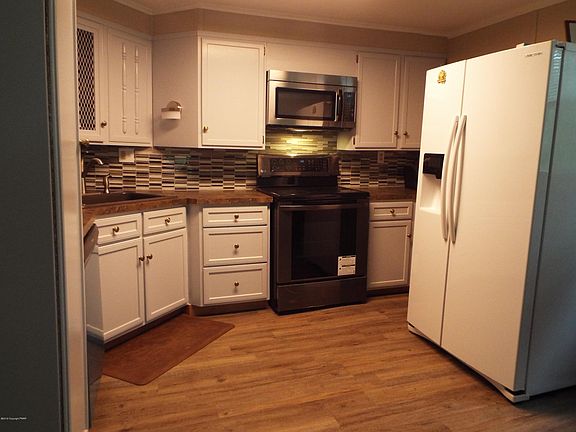 4th image of 311 Wilkes Barre St