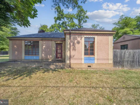 9900 Colesville Rd, Silver Spring, MD 20901