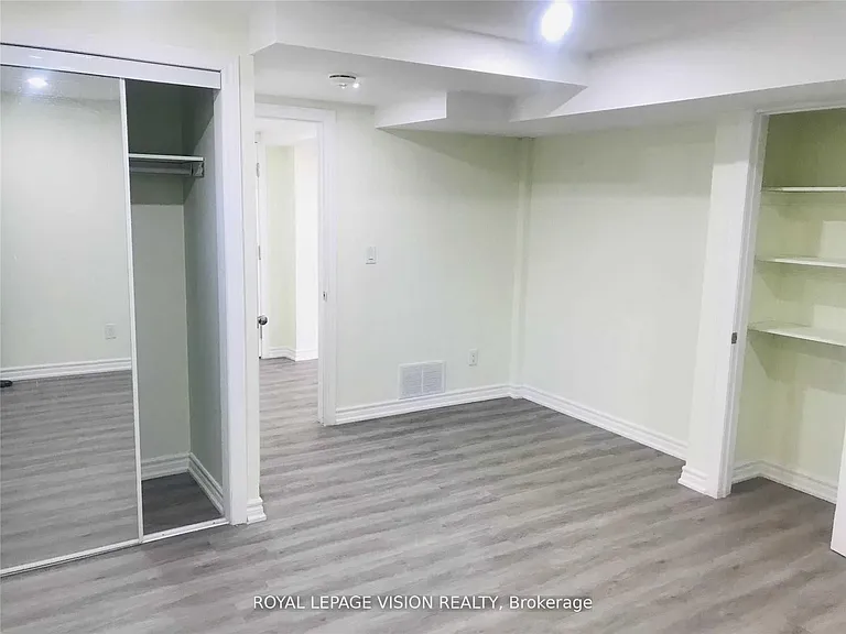 25 Gabrielle Cres #BASEMENT — Photo 9
