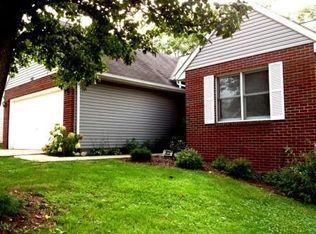 812 S Gatewood Dr, Bloomington, IN 47403