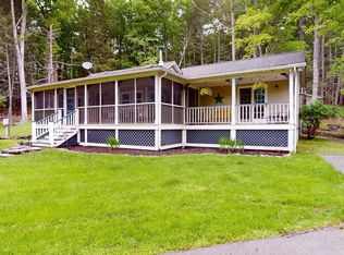 316 Twin Lakes Rd, Shohola, PA 18458