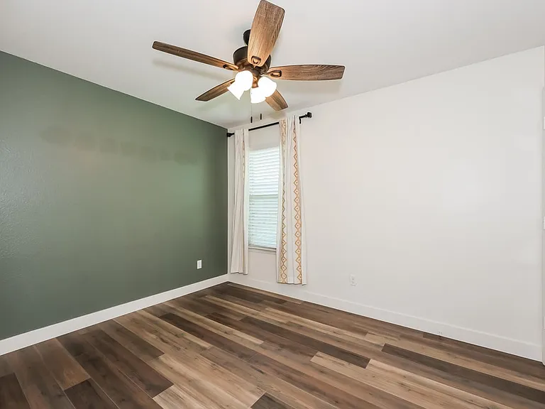 2800 Skinner Dr — Photo 8