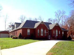 417 Charleston Dr, Cookeville, TN 38501
