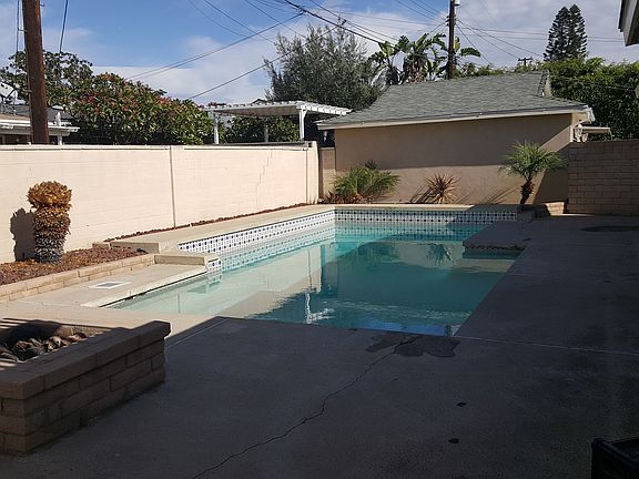 3rd image of 14517 Hardaway Dr
