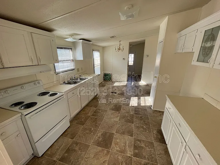 10894 US Highway 64 — Photo 10