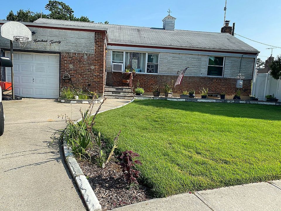 1st image of 720 Cathy Ct