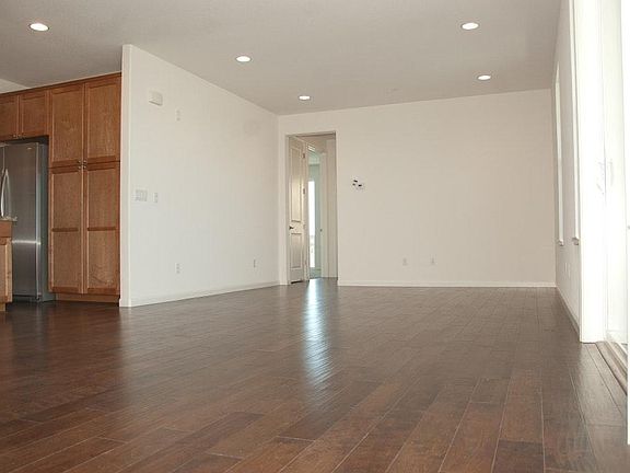 Living Room unfurnished
