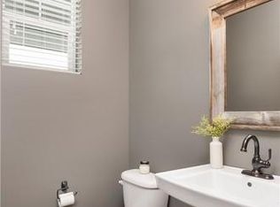 716 207th St SW, Lynnwood, WA 98036