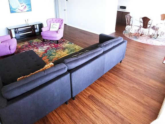5th image of 212 Wellington Cir #B-2120