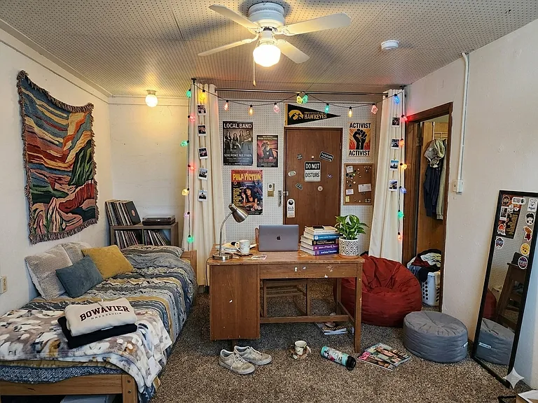 604 W Seerley Blvd #B — Photo 3
