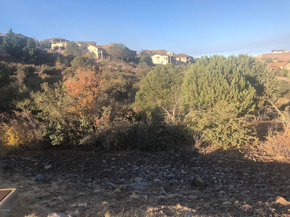 2nd image of 1078 Sunrise Blvd