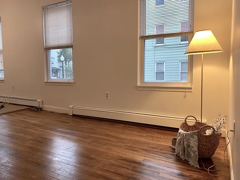 280 Western Ave #1 — Photo 4