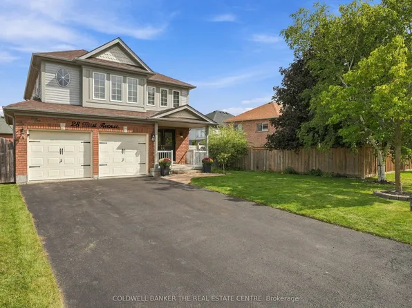 28 Hirst Ave E, Georgina, ON L4P 4E6