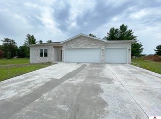 1045 Evergreen Rd, Bennet, NE 68317