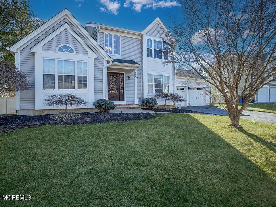 1st image of 154 Grande Woodlands Way