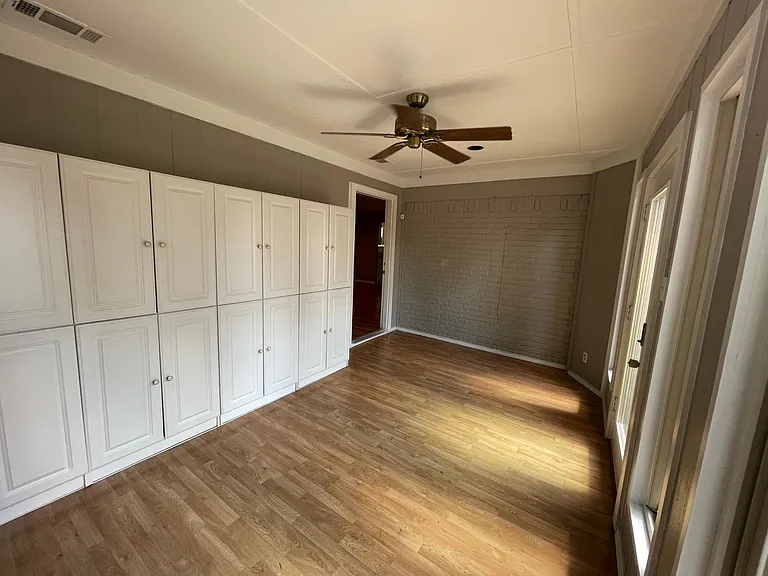 3710 Moselle Dr — Photo 13