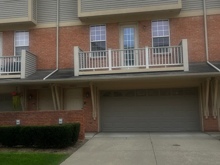 56612 Sunset Dr #56612 — Photo 3