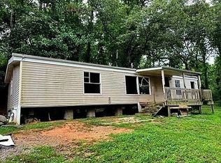 182 Meadowview Ln, Newnan, GA 30263
