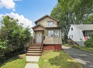 679 Edgewater Ave, Ridgefield, NJ 07657