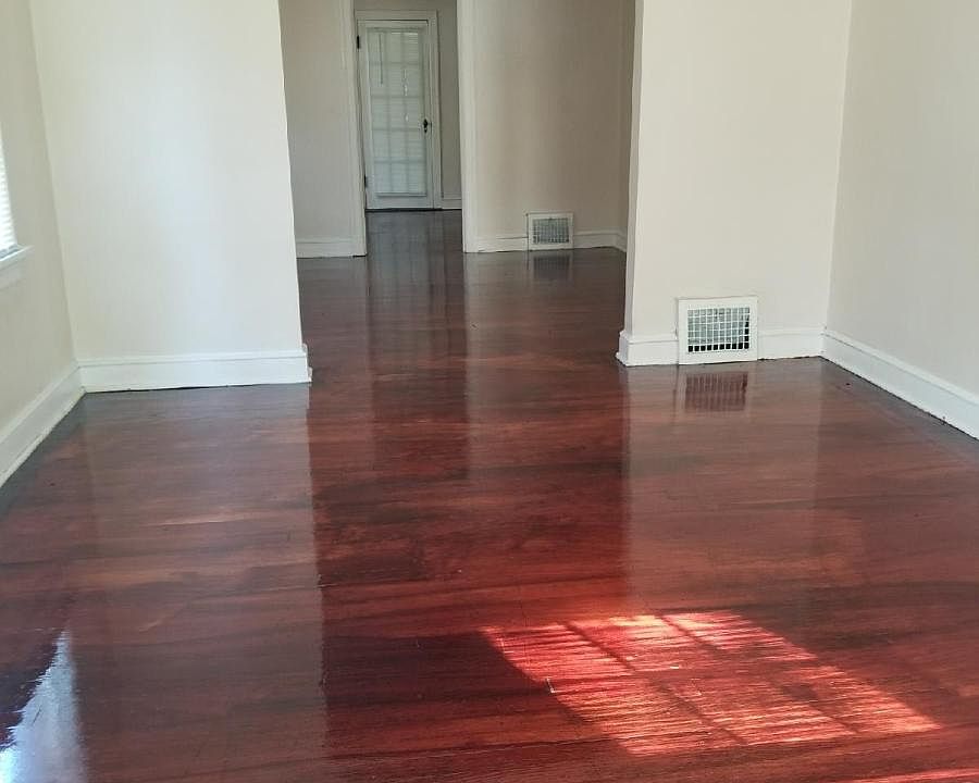2nd image of 6815 Roberts Ave