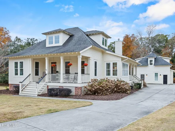 214 Salt Marsh Lane, Hampstead, NC 28443