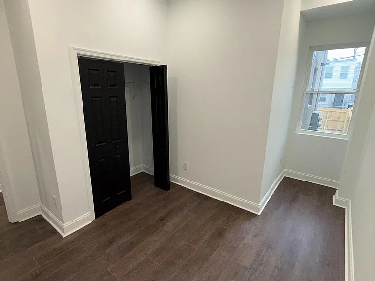 2028 Druid Hill Ave #1 — Photo 11