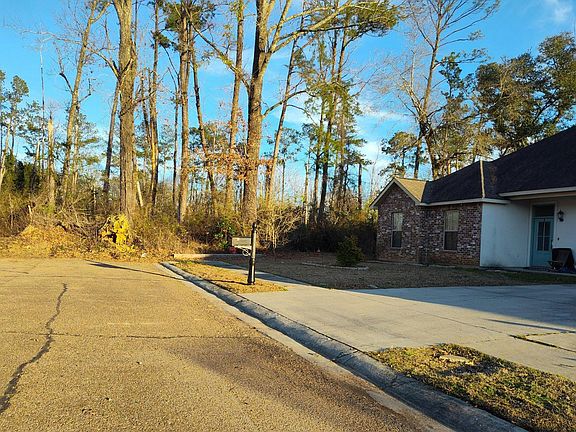 5th image of 29796 Macon Dr